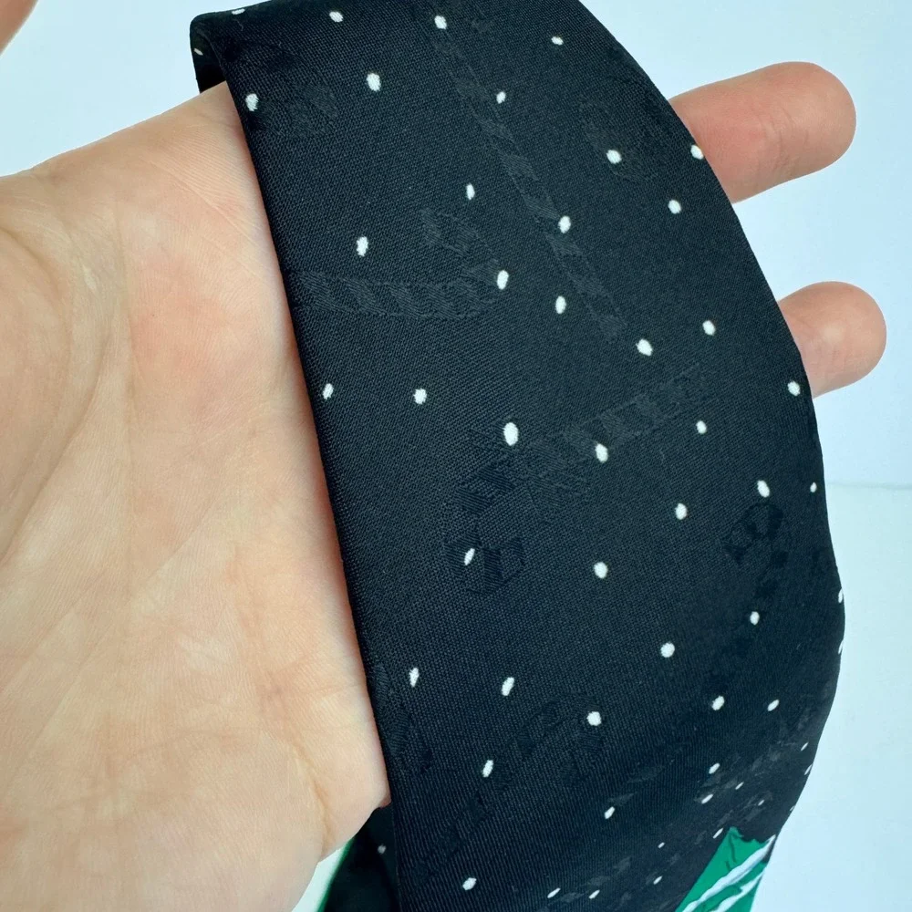 Vtg 90s Hallmark Polyester Santa Reindeer Play Golf Night Snow Christmas Necktie